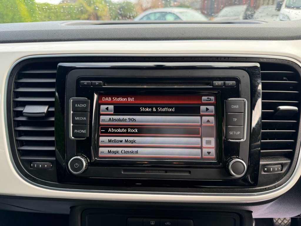 Used Volkswagen Beetle 2012 for sale - 77521301: Photo 30