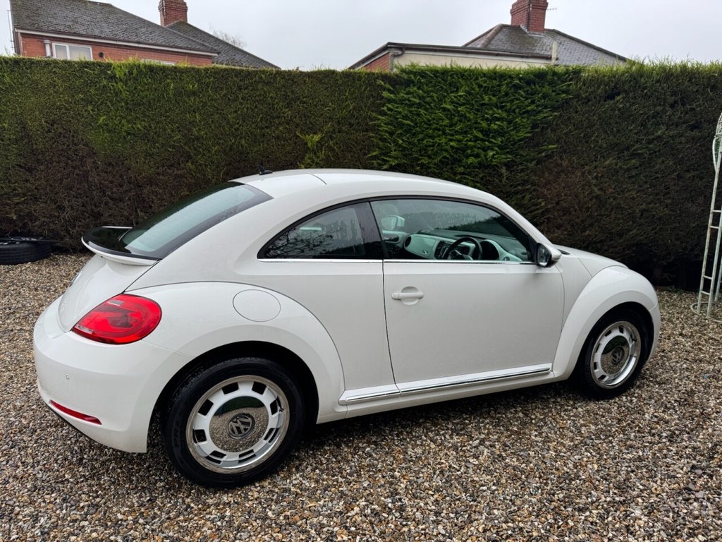 Used Volkswagen Beetle 2012 for sale - 77521301: Photo 4