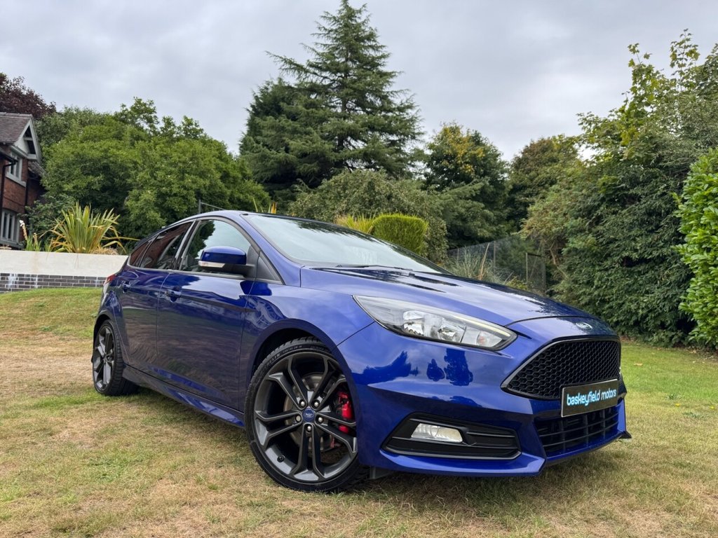 Used Ford Focus 2015 for sale - 76546370: Photo 1