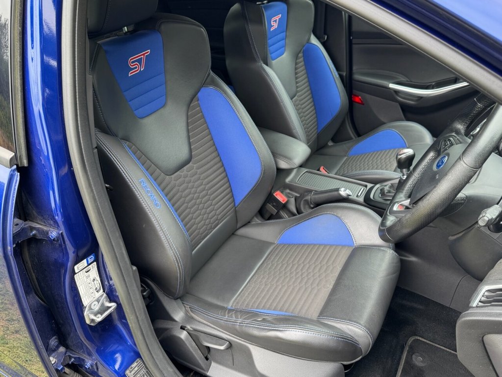 Used Ford Focus 2015 for sale - 76546370: Photo 11