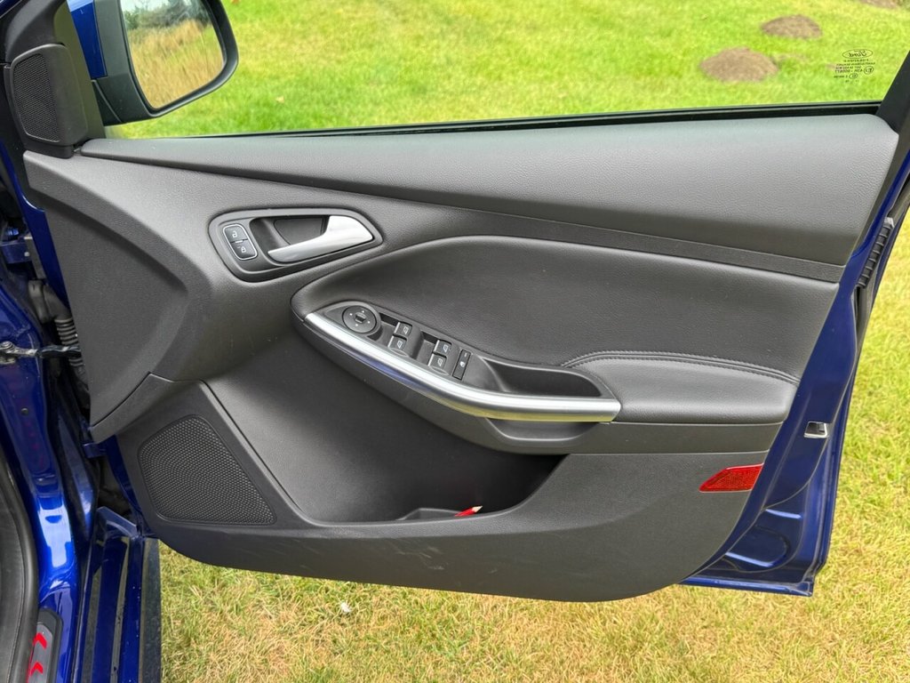 Used Ford Focus 2015 for sale - 76546370: Photo 19