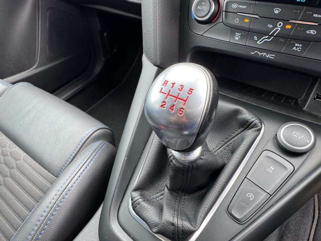 Used Ford Focus 2015 for sale - 76546370: Photo 23