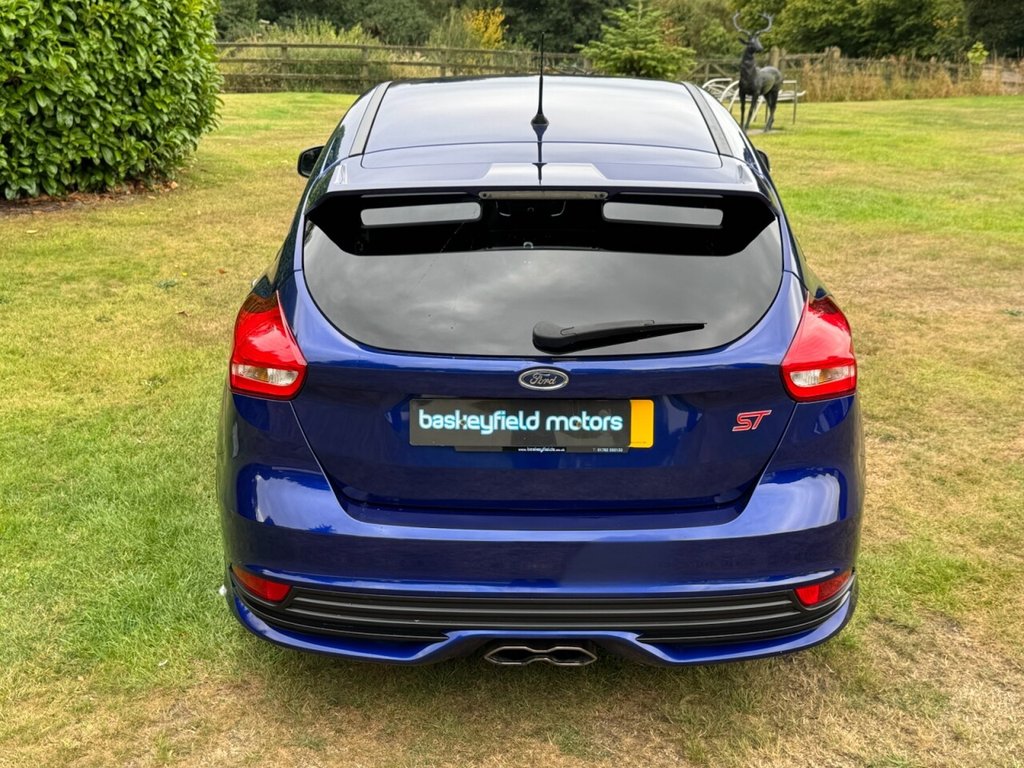 Used Ford Focus 2015 for sale - 76546370: Photo 4