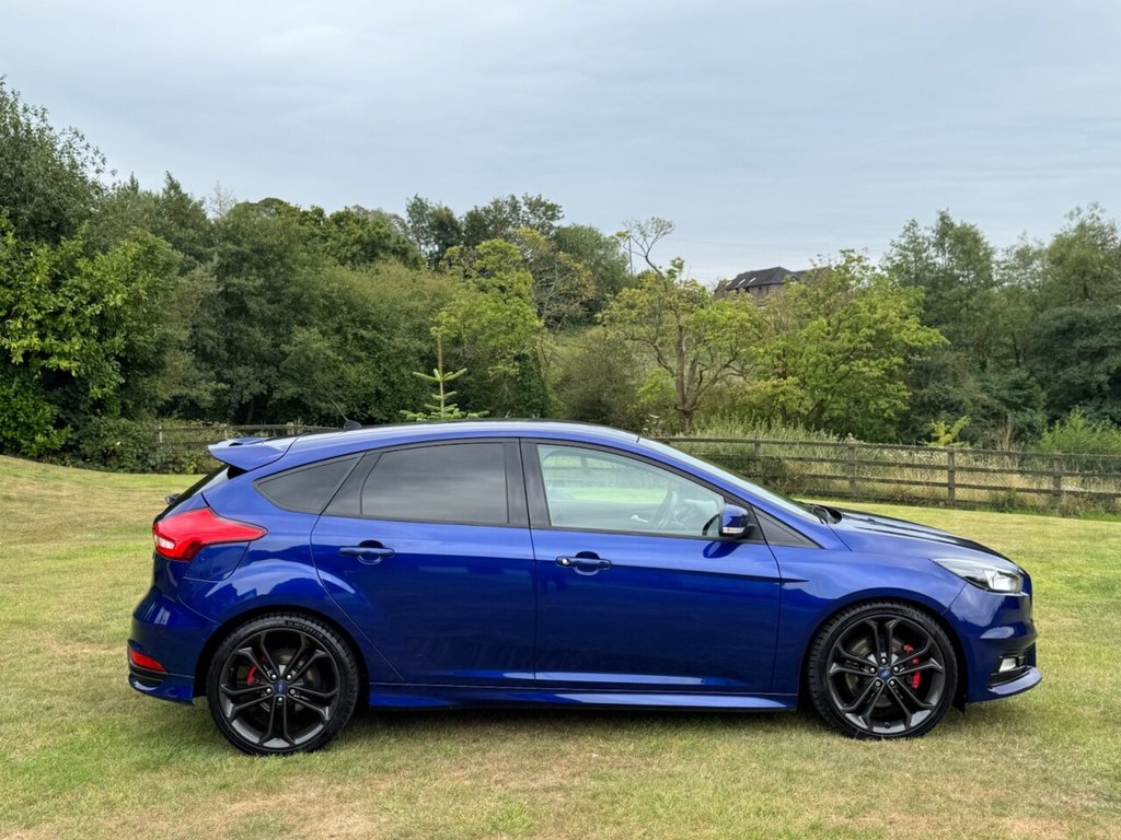 Used Ford Focus 2015 for sale - 76546370: Photo 5
