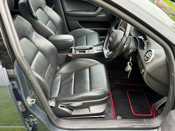 Used Audi A3 2010 for sale - 76303761: Photo 11
