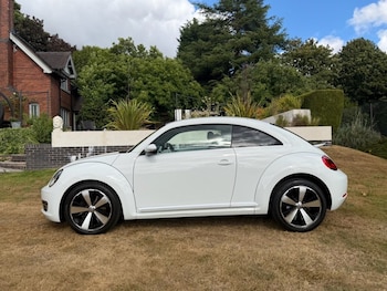 Used Volkswagen Beetle 2015 for sale - 79437657: Photo