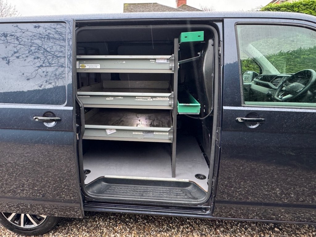 Used Volkswagen Transporter 2021 for sale - 76558477: Photo 27