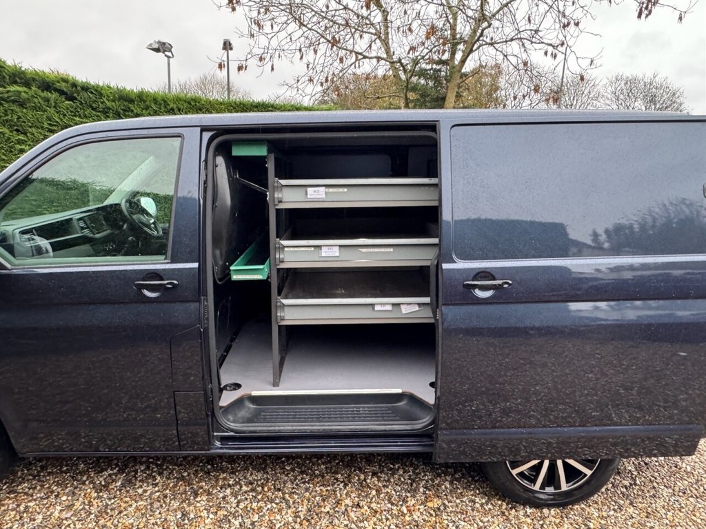 Used Volkswagen Transporter 2021 for sale - 76558477: Photo 28