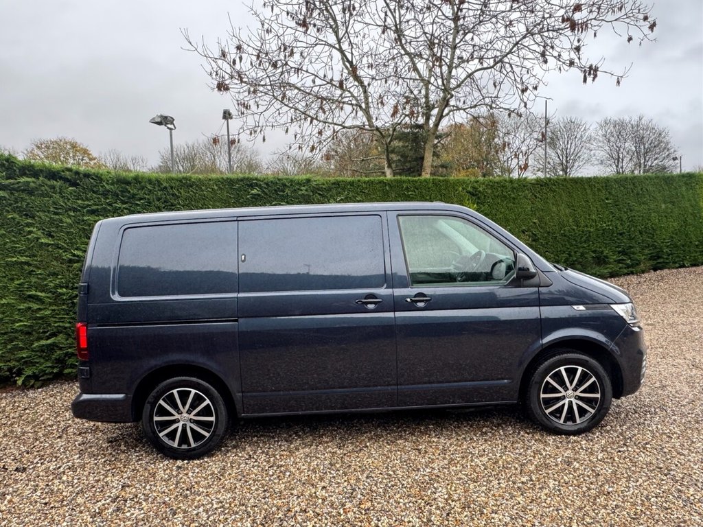 Used Volkswagen Transporter 2021 for sale - 76558477: Photo 4