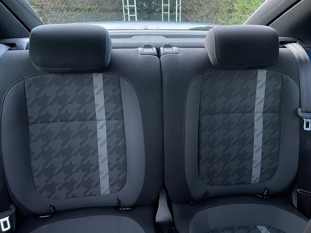 Used Volkswagen Beetle 2016 for sale - 76481998: Photo 11