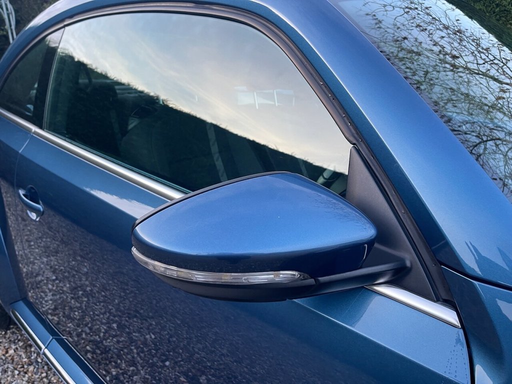 Used Volkswagen Beetle 2016 for sale - 76481998: Photo 24