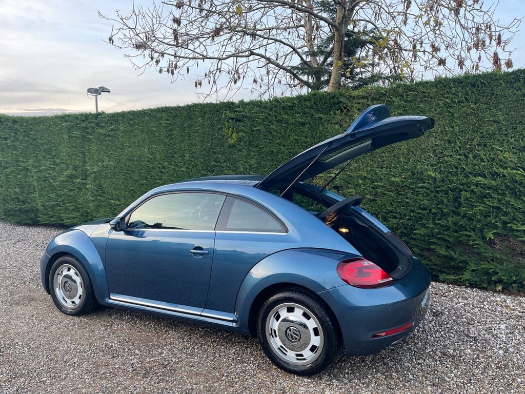 Used Volkswagen Beetle 2016 for sale - 76481998: Photo 26