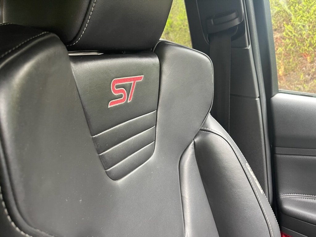 Used Ford Focus 2017 for sale - 76430264: Photo 32