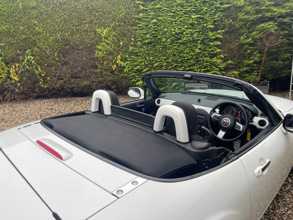 Used Mazda MX-5 2010 for sale - 76923124: Photo 9