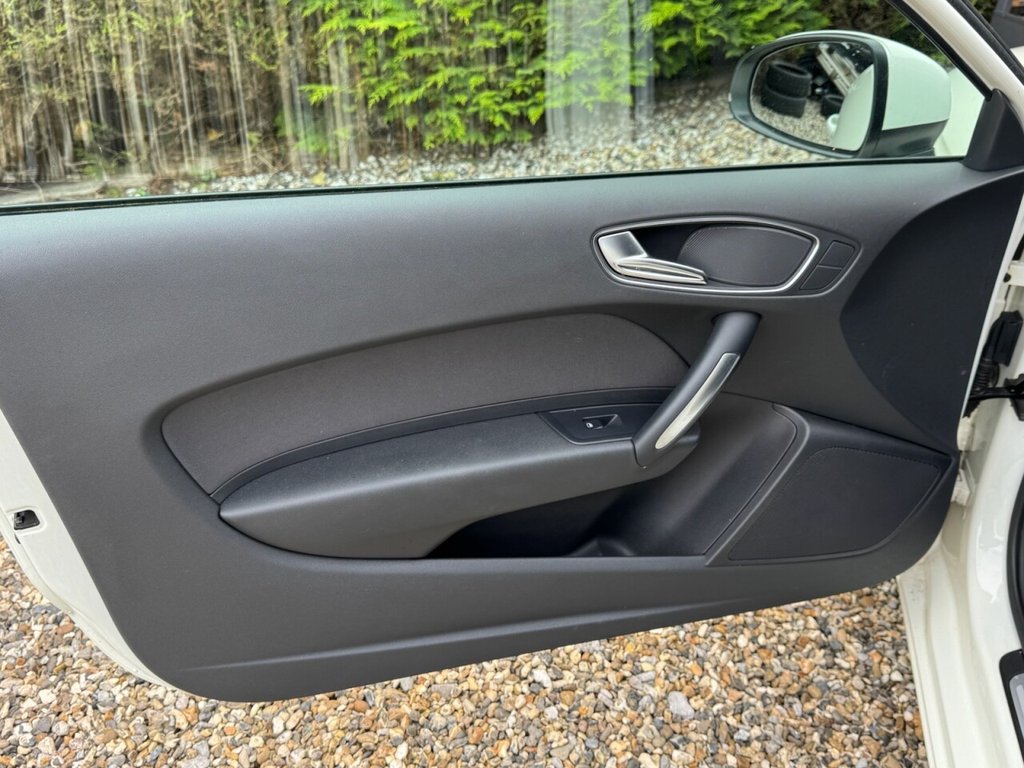 Used Audi A1 2011 for sale - 76389913: Photo 21