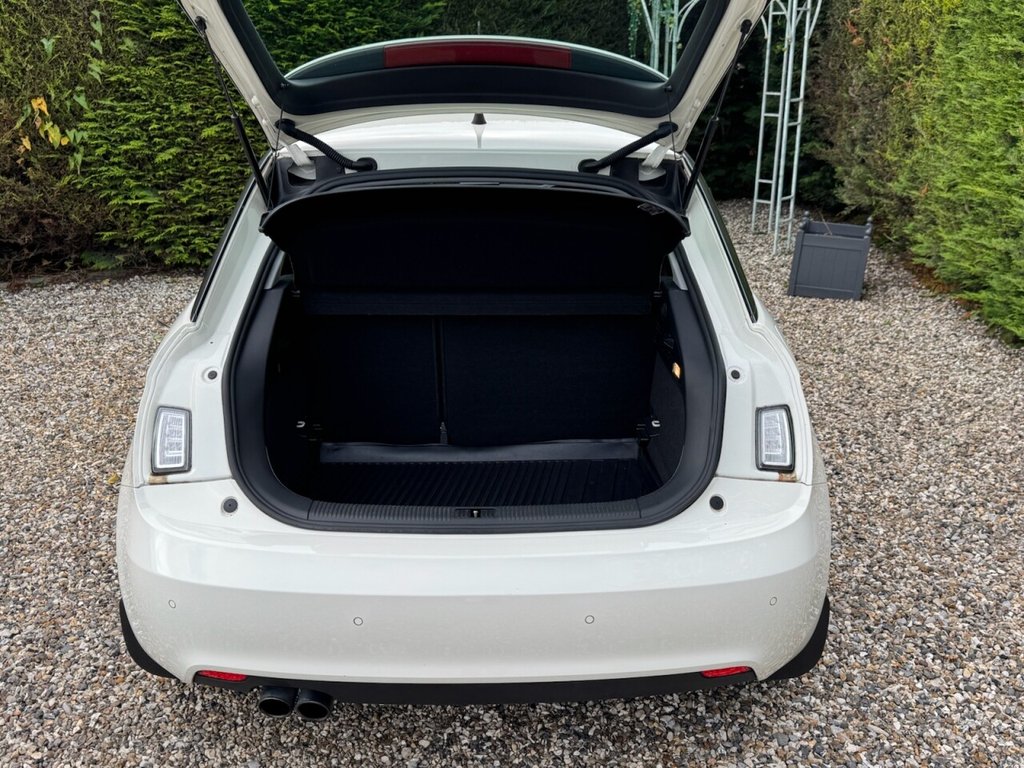 Used Audi A1 2011 for sale - 76389913: Photo 33