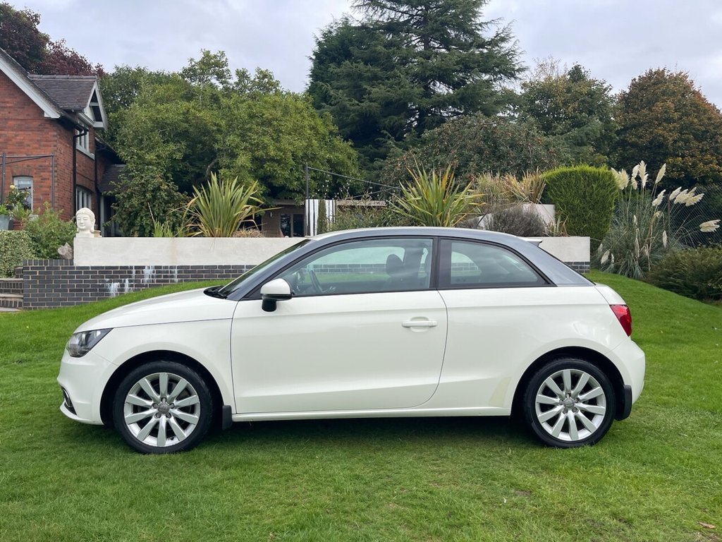 Used Audi A1 2011 for sale - 76389913: Photo 4