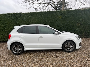 Used Volkswagen Polo 2016 for sale - 77521006: Photo