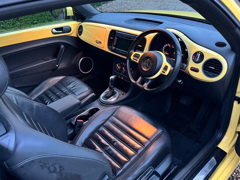 Used Volkswagen Beetle 2012 for sale - 77188610: Photo 11