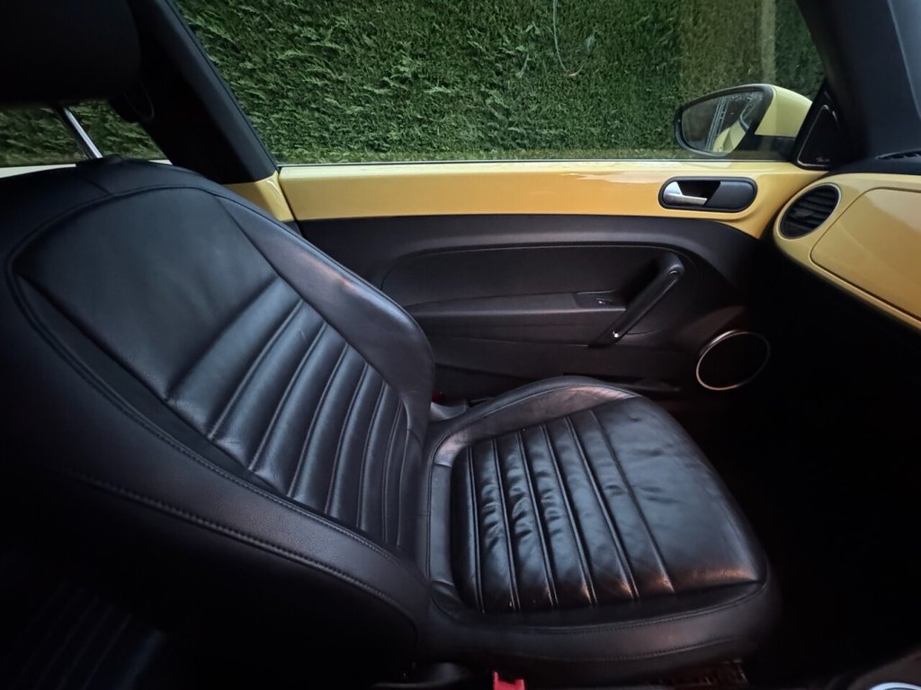 Used Volkswagen Beetle 2012 for sale - 77188610: Photo 17