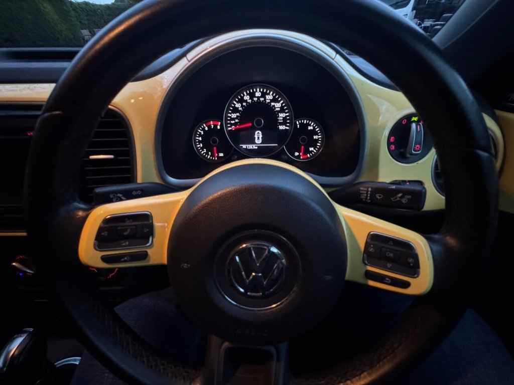 Used Volkswagen Beetle 2012 for sale - 77188610: Photo 19