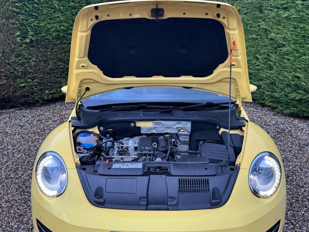 Used Volkswagen Beetle 2012 for sale - 77188610: Photo 26