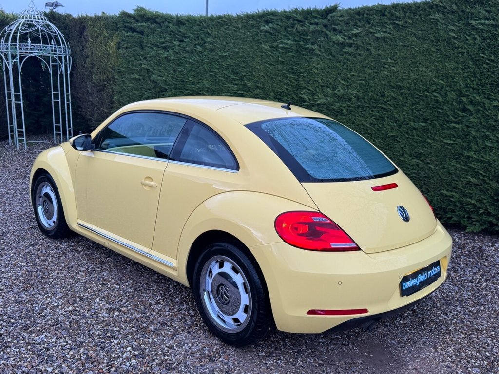 Used Volkswagen Beetle 2012 for sale - 77188610: Photo 31