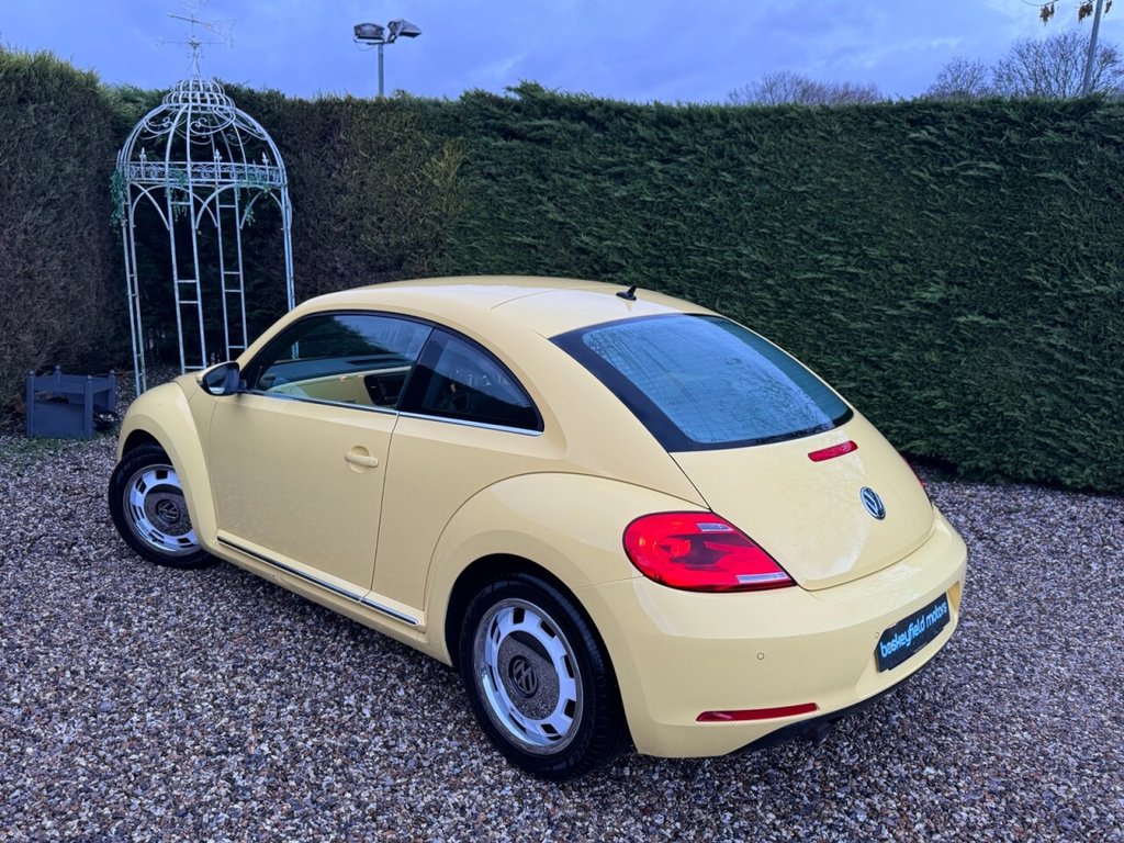 Used Volkswagen Beetle 2012 for sale - 77188610: Photo 4