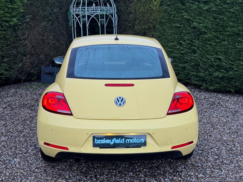 Used Volkswagen Beetle 2012 for sale - 77188610: Photo 6