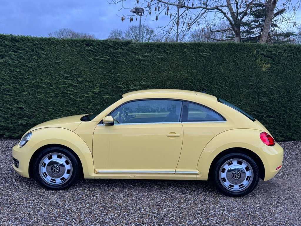 Used Volkswagen Beetle 2012 for sale - 77188610: Photo 7