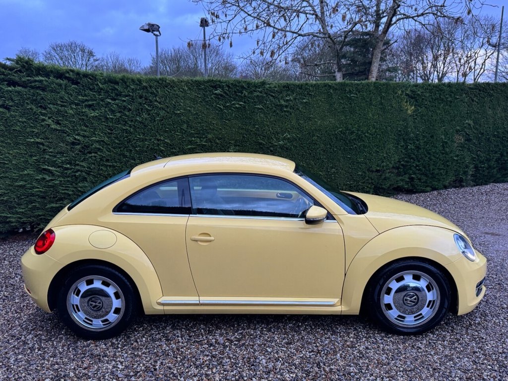 Used Volkswagen Beetle 2012 for sale - 77188610: Photo 8