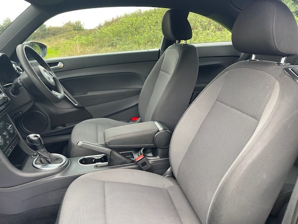Used Volkswagen Beetle 2013 for sale - 76210147: Photo 11