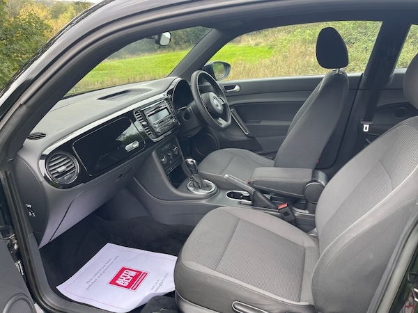 Used Volkswagen Beetle 2013 for sale - 76210147: Photo 12