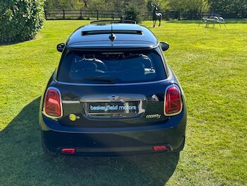 Used MINI Electric Hatch 2020 for sale - 78372500: Photo