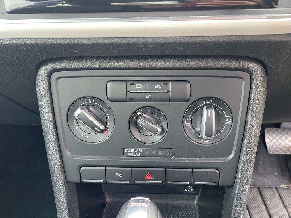 Used Volkswagen Beetle 2012 for sale - 76909784: Photo 25