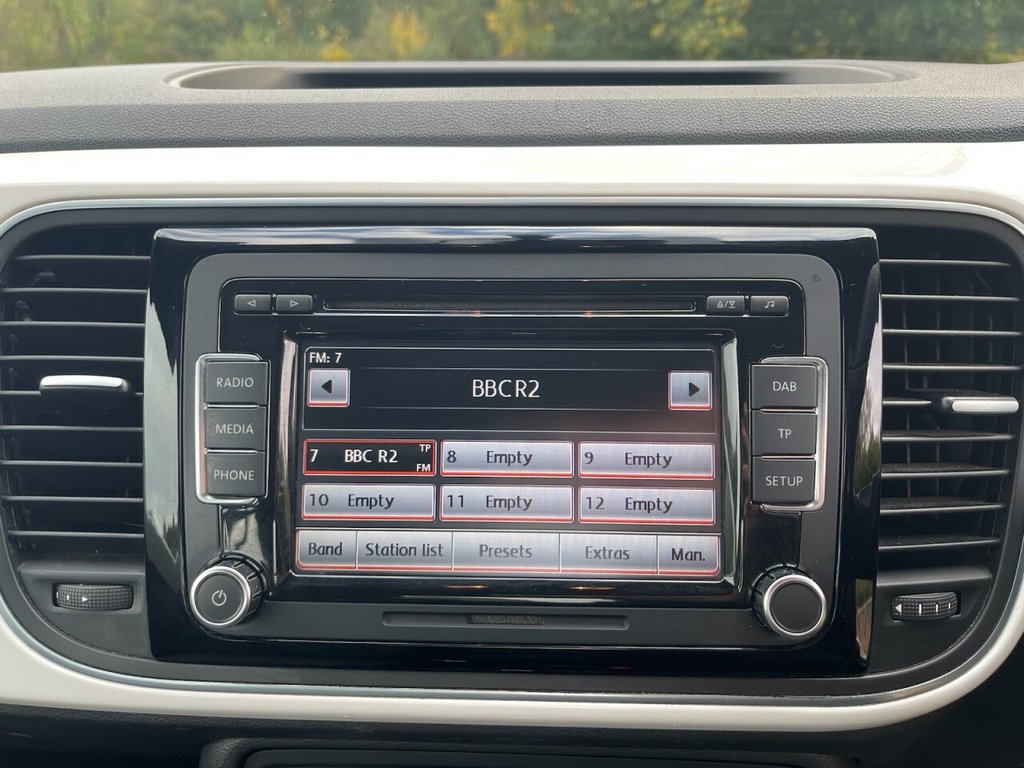 Used Volkswagen Beetle 2012 for sale - 76909784: Photo 29