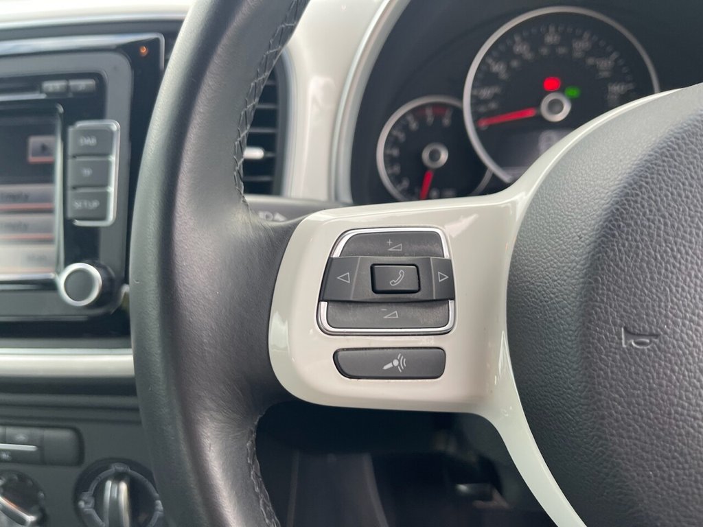 Used Volkswagen Beetle 2012 for sale - 76909784: Photo 31