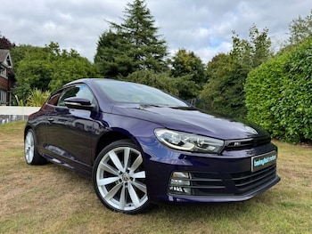 2016 (65) - 2.0 TDI BlueMotion Tech R-Line Hatchback 3dr Diesel DSG Euro 6 (s/s) (150 p