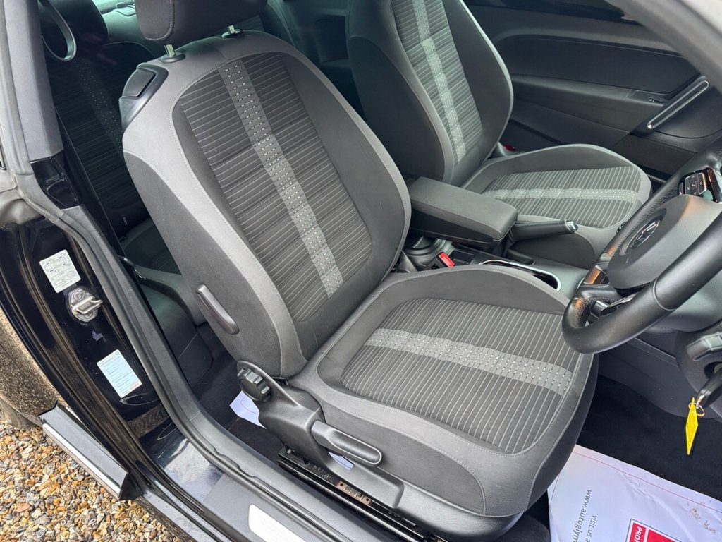 Used Volkswagen Beetle 2013 for sale - 77276631: Photo 12