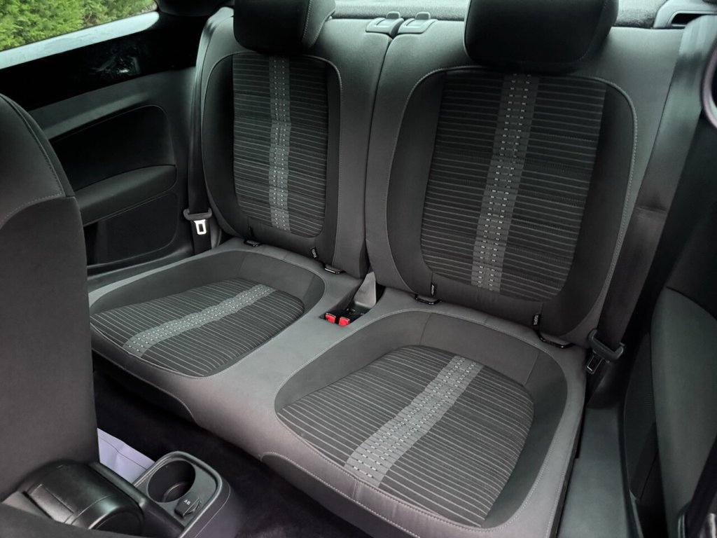 Used Volkswagen Beetle 2013 for sale - 77276631: Photo 21