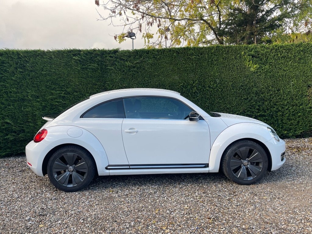 Used Volkswagen Beetle 2013 for sale - 76346009: Photo 5