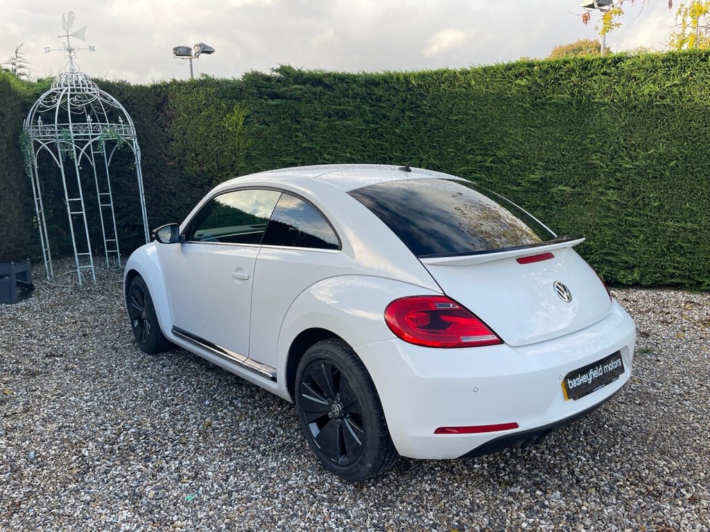 Used Volkswagen Beetle 2013 for sale - 76346009: Photo 9