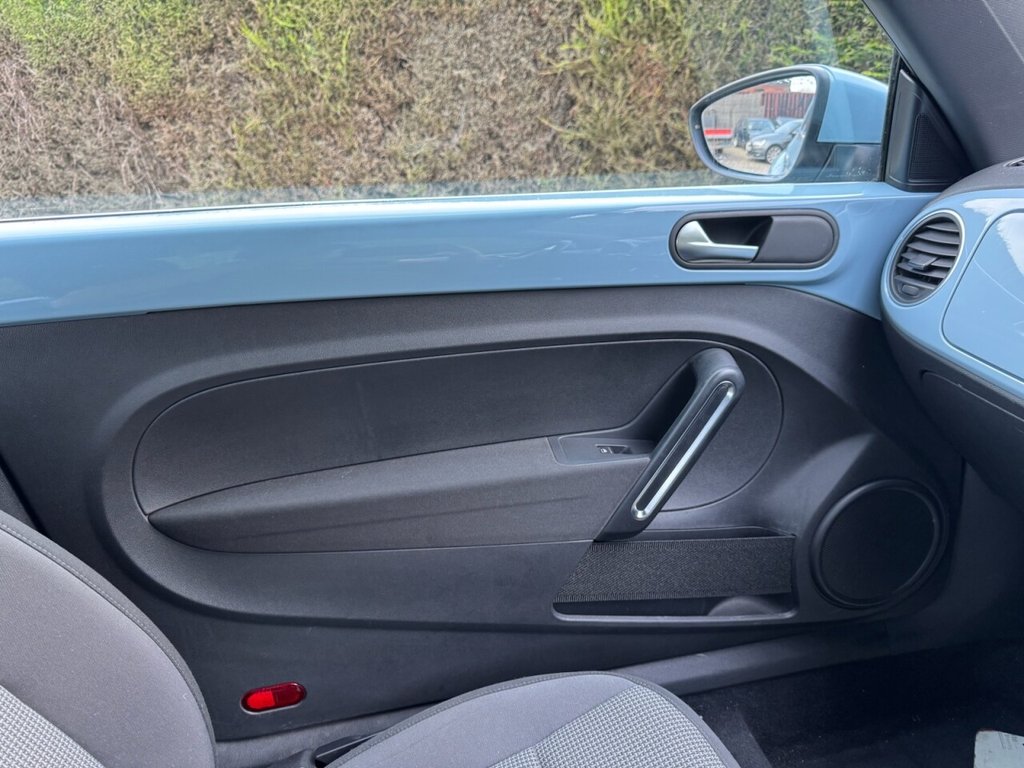 Used Volkswagen Beetle 2013 for sale - 77780108: Photo 13