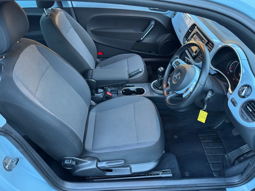 Used Volkswagen Beetle 2013 for sale - 77780108: Photo 16