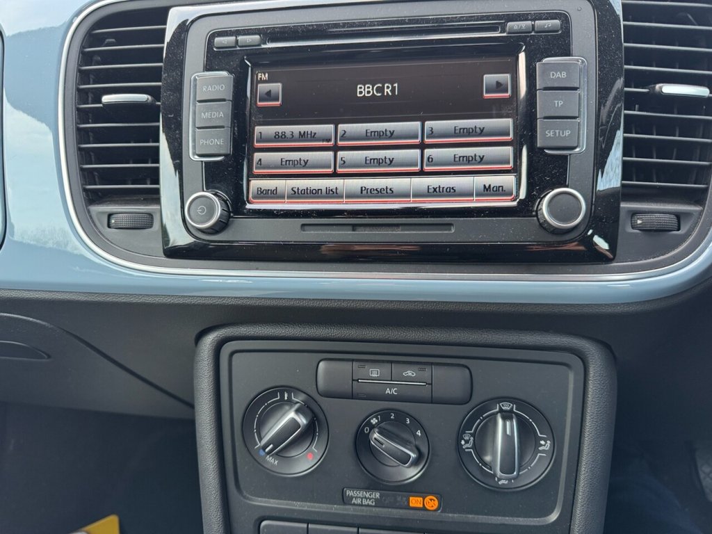 Used Volkswagen Beetle 2013 for sale - 77780108: Photo 21