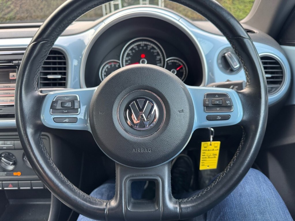 Used Volkswagen Beetle 2013 for sale - 77780108: Photo 22