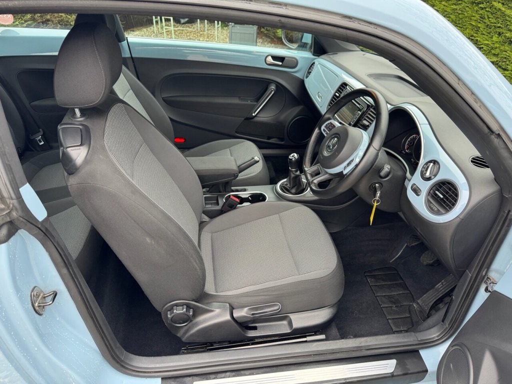 Used Volkswagen Beetle 2013 for sale - 77780108: Photo 23