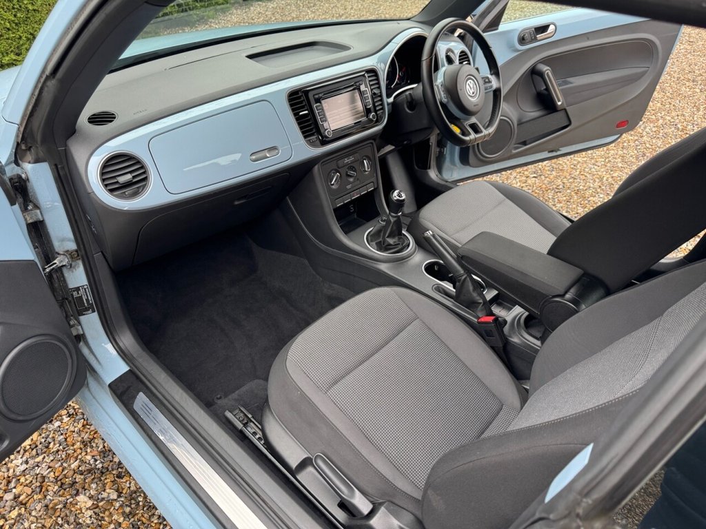 Used Volkswagen Beetle 2013 for sale - 77780108: Photo 26