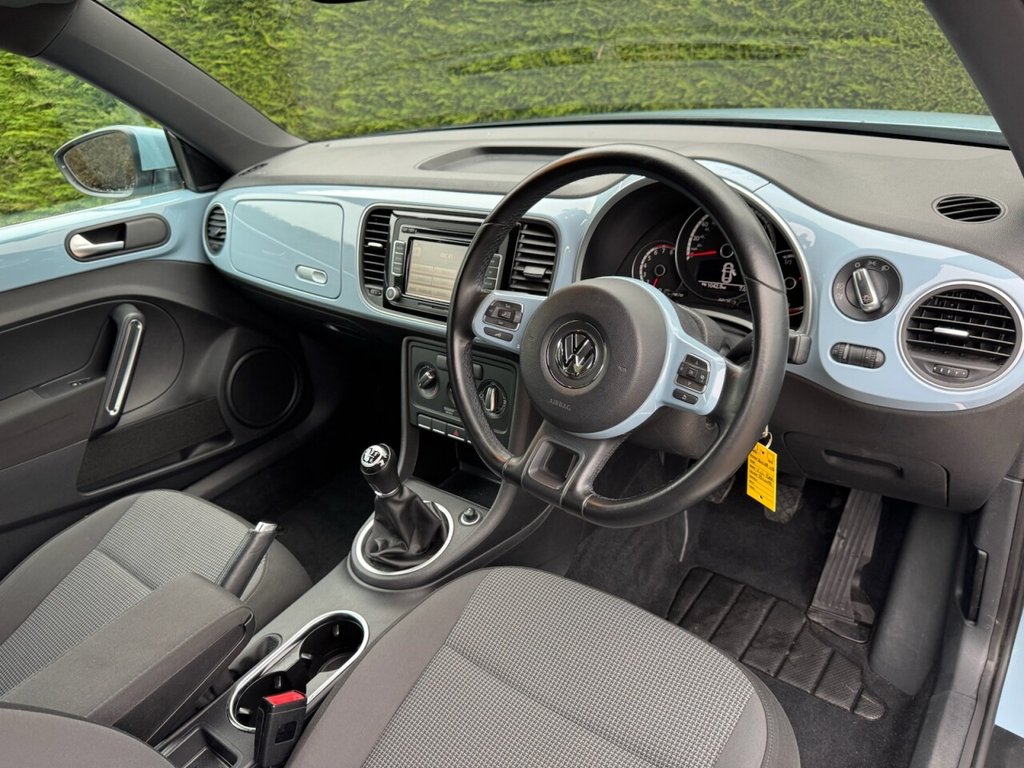 Used Volkswagen Beetle 2013 for sale - 77780108: Photo 27