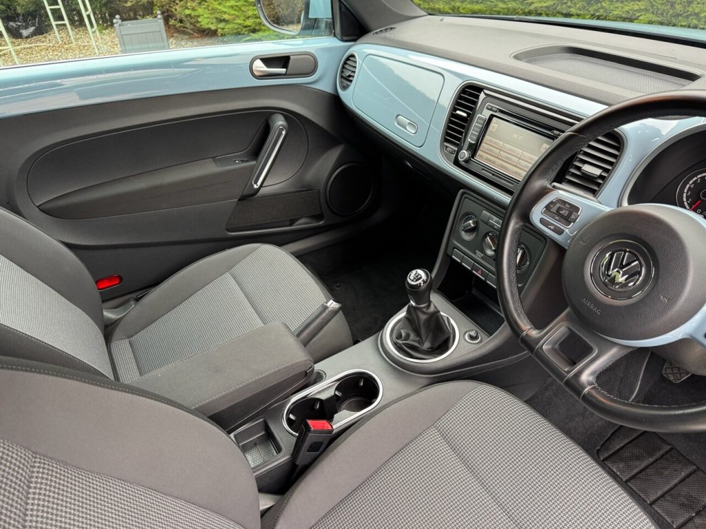 Used Volkswagen Beetle 2013 for sale - 77780108: Photo 28